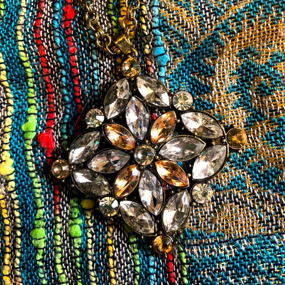 Beautiful pendant necklace